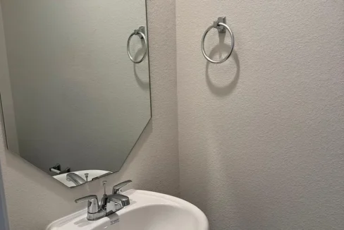 179bf0df96810b5e7b3eb1c9eb4c7a6d-uncropped_scaled_within_1536_1152