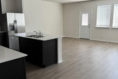 8f99095e57b20e67d98b67128697d95c-uncropped_scaled_within_1536_1152