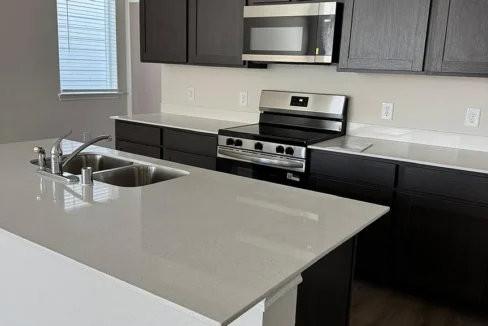 cbf3733c2582987609aadda9fe34db87-uncropped_scaled_within_1536_1152