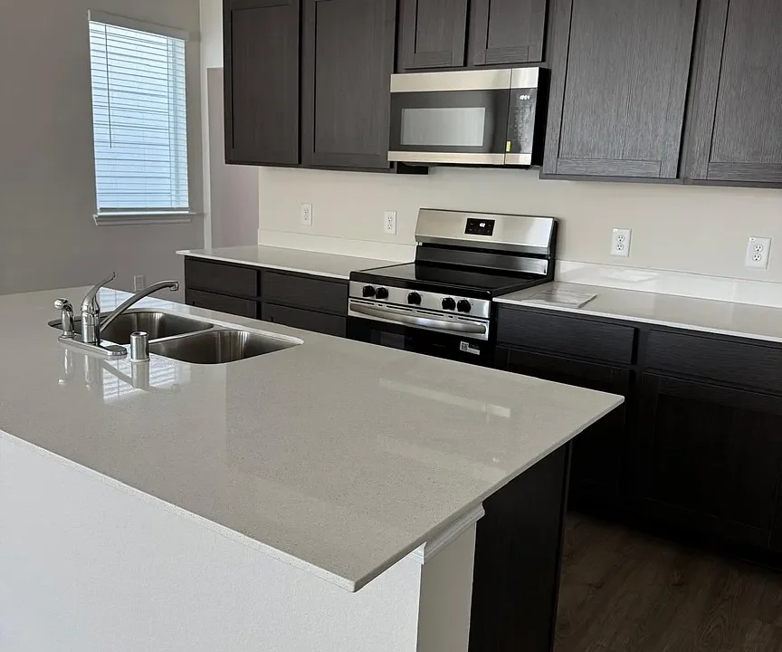 cbf3733c2582987609aadda9fe34db87-uncropped_scaled_within_1536_1152